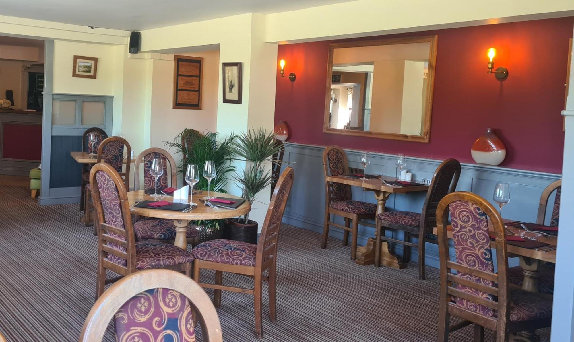 Y Branwen Restaurant & Rooms - Adult Only And Dog Friendly Harlech Buitenkant foto
